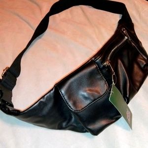 All black Wild fable fanny pack